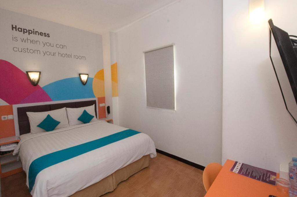 Oriza Hotel Surabaya Kültér fotó